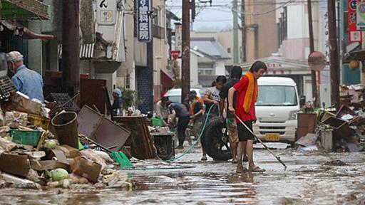 なぜ、子どもに水害後の清掃をさせるべきでないのか。医師に意見を聞いた