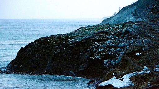 海底が謎の隆起、海面１０ｍ超の高さに　知床半島の沿岸：朝日新聞デジタル