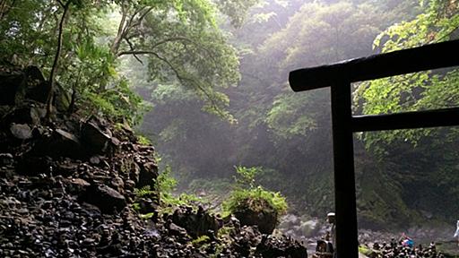 古代日本の原風景が広がる神話の地！「天岩戸神社」を訪ねる【神話でたどる神社紀行 第1回】 | サライ.jp｜小学館の雑誌『サライ』公式サイト