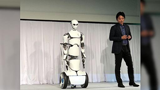 au発表会で殺戮専用に成り果てたペッパーみたいなロボットが発表される