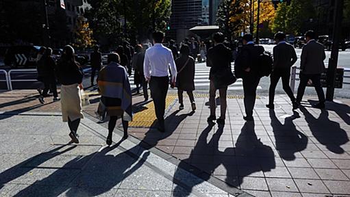 【毎月勤労統計調査】実質賃金、4カ月連続マイナス　米･野菜の値上がり響く - 日本経済新聞