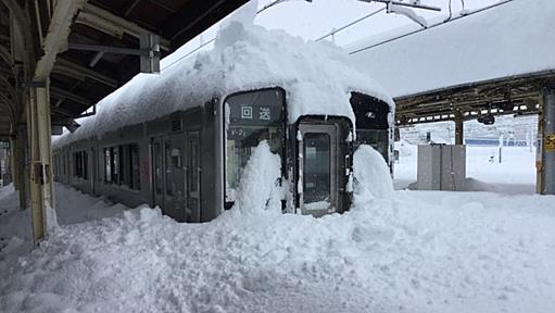 なぜ大雪が降ると電車が動けなくなるのか。新潟からの報告です。（鳥塚亮） - エキスパート - Yahoo!ニュース