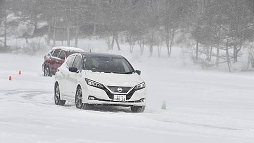 日産リーフ、驚愕の氷上雪上性能。（河口まなぶ） - エキスパート - Yahoo!ニュース