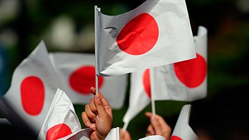 国旗損壊罪を新設？「日本と外国の国旗で同じ罰」の問題とは…。憲法学者に聞いた