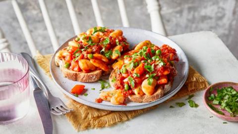 Smoky butter beans and peas